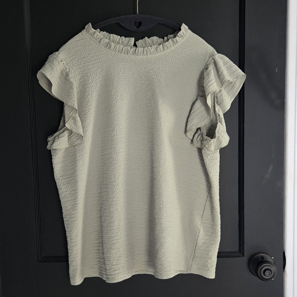 Elegant Green Ruffle Sleeve Top